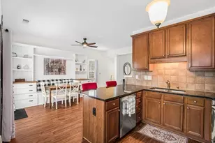 3774 Lake Point Blvd, Suwanee, GA 30024 - Photo 11