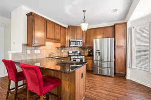 3774 Lake Point Blvd, Suwanee, GA 30024 - Photo 9