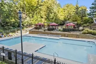 799 Hammond Dr, Atlanta, GA 30328 - Photo 17