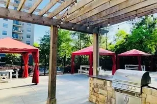 799 Hammond Dr, Atlanta, GA 30328 - Photo 15