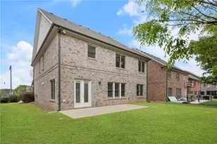 4884 Kentwood Dr, Marietta, GA 30068 - Photo 49