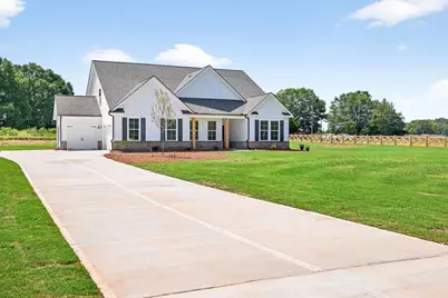 37 Cherokee Court, Good Hope, GA 30641 - Photo 3