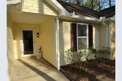 35 Lindsey Lane, Sharpsburg, GA 30277 - Photo 5