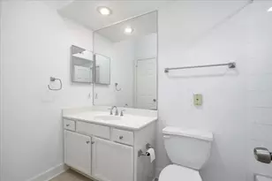 3777 Peachtree Road NE, Brookhaven, GA 30319 - Photo 25