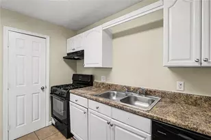 2715 Greystone Ct, Austell, GA 30106 - Photo 9