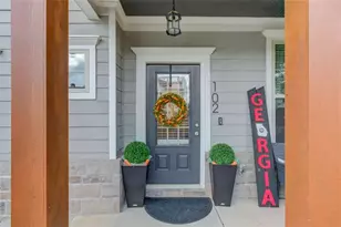 102 Morris Creek Dr, Hoschton, GA 30548 - Photo 1