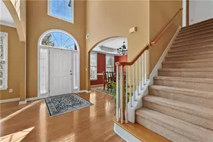 3945 Summit Gate Dr, Suwanee, GA 30024 - Photo 5