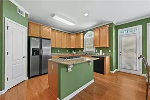 3945 Summit Gate Dr, Suwanee, GA 30024 - Photo 17