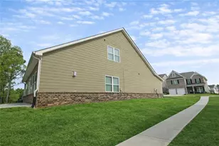 615 Clark Lake Estates Dr, Grayson, GA 30017 - Photo 9