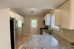 2751 Highland Ridge NW, Kennesaw, GA 30152 - Photo 11