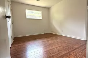 562 Dickens Rd NW, Lilburn, GA 30047 - Photo 17