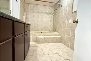 562 Dickens Rd NW, Lilburn, GA 30047 - Photo 15