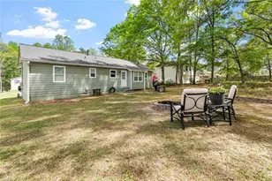 3705 Compton Woods Ln, Loganville, GA 30052 - Photo 5