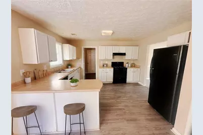 8036 Harmony Lakes, Lithonia, GA 30058 - Photo 3