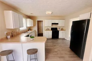 8036 Harmony Lakes, Lithonia, GA 30058 - Photo 3