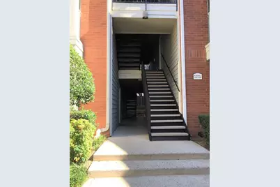 2039 Chastain Park Court NE, Atlanta, GA 30342 - Photo 11