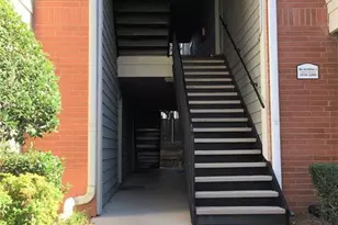 2039 Chastain Park Ct NE, Atlanta, GA 30342 - Photo 11