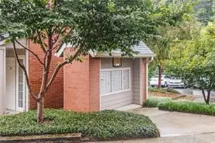 2039 Chastain Park Ct NE, Atlanta, GA 30342 - Photo 15
