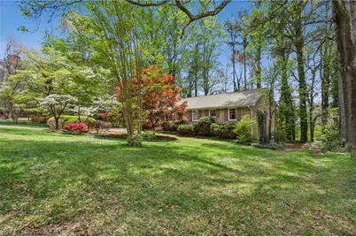 2510 Monterey Drive NE, Marietta, GA 30068 - Photo 3