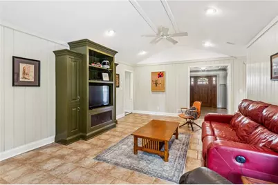 2510 Monterey Drive NE, Marietta, GA 30068 - Photo 11