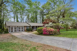 2510 Monterey Dr NE, Marietta, GA 30068 - Photo 1