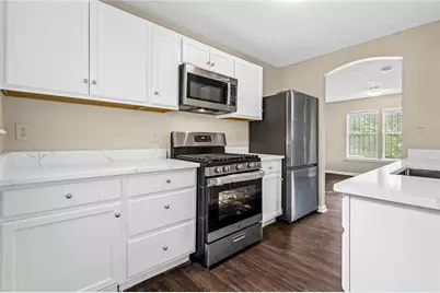 660 Cedar Avenue NW, Atlanta, GA 30318 - Photo 5