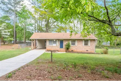 15 Wynn Drive, Hampton, GA 30228 - Photo 1