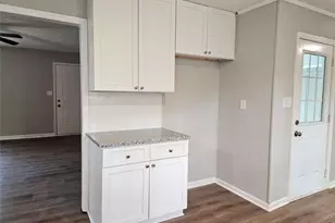 6829 Laurel View Ct, Douglasville, GA 30135 - Photo 11