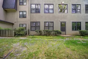 26 Arpege Way NW, Atlanta, GA 30327 - Photo 23