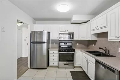 2925 Pharr Court NW #316, Atlanta, GA 30305 - Photo 7