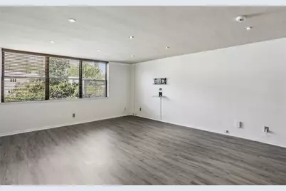 2965 Pharr Court South NW #316, Atlanta, GA 30305 - Photo 13