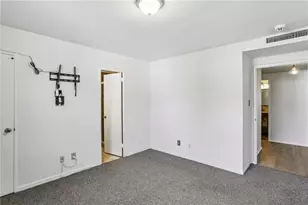 2925 Pharr Ct NW, Atlanta, GA 30305 - Photo 19