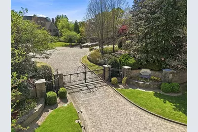 218 Londonberry Road, Atlanta, GA 30327 - Photo 81