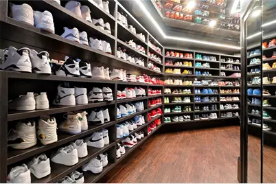 218 Londonberry Road, Atlanta, GA 30327 - Photo 65