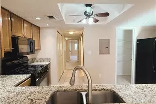 7024 Somerset Cir, Alpharetta, GA 30004 - Photo 13