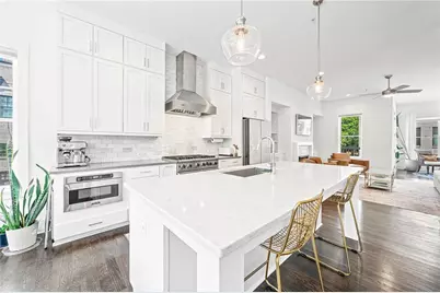 1801 Huntington Hills Lane NW, Atlanta, GA 30309 - Photo 3