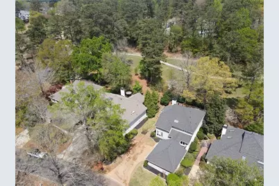 2560 Links End, Roswell, GA 30076 - Photo 51