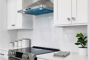 9040 Main St, Woodstock, GA 30188 - Photo 19