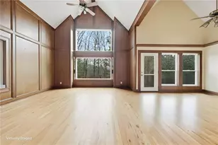 340 Eagle Cir, Dillard, GA 30537 - Photo 9