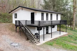 1180 Martin Head Cir, Dahlonega, GA 30533 - Photo 3