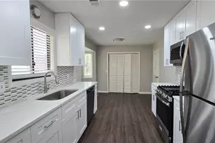 2667 Camelot Ct, Duluth, GA 30096 - Photo 7