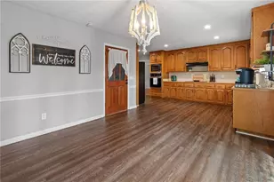 3560 Daylon Dr, Cumming, GA 30028 - Photo 3