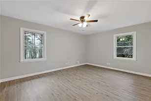 2224 Hudson Dr SW, Lilburn, GA 30047 - Photo 17