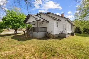 1423 Beulah Church Rd, Carrollton, GA 30117 - Photo 3