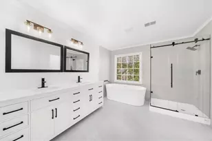 11215 Highfield Chase Dr, Johns Creek, GA 30097 - Photo 5