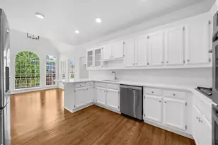 11215 Highfield Chase Dr, Johns Creek, GA 30097 - Photo 3