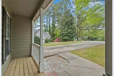 3468 Erin Glen NW, Kennesaw, GA 30152 - Photo 3