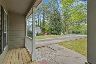 3468 Erin Glen NW, Kennesaw, GA 30152 - Photo 3
