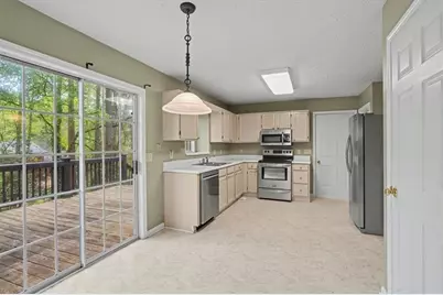 3468 Erin Glen NW, Kennesaw, GA 30152 - Photo 9