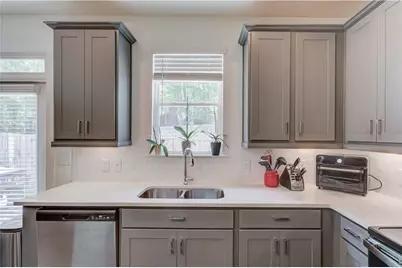 39 Auburn Valley Way, Auburn, GA 30011 - Photo 15